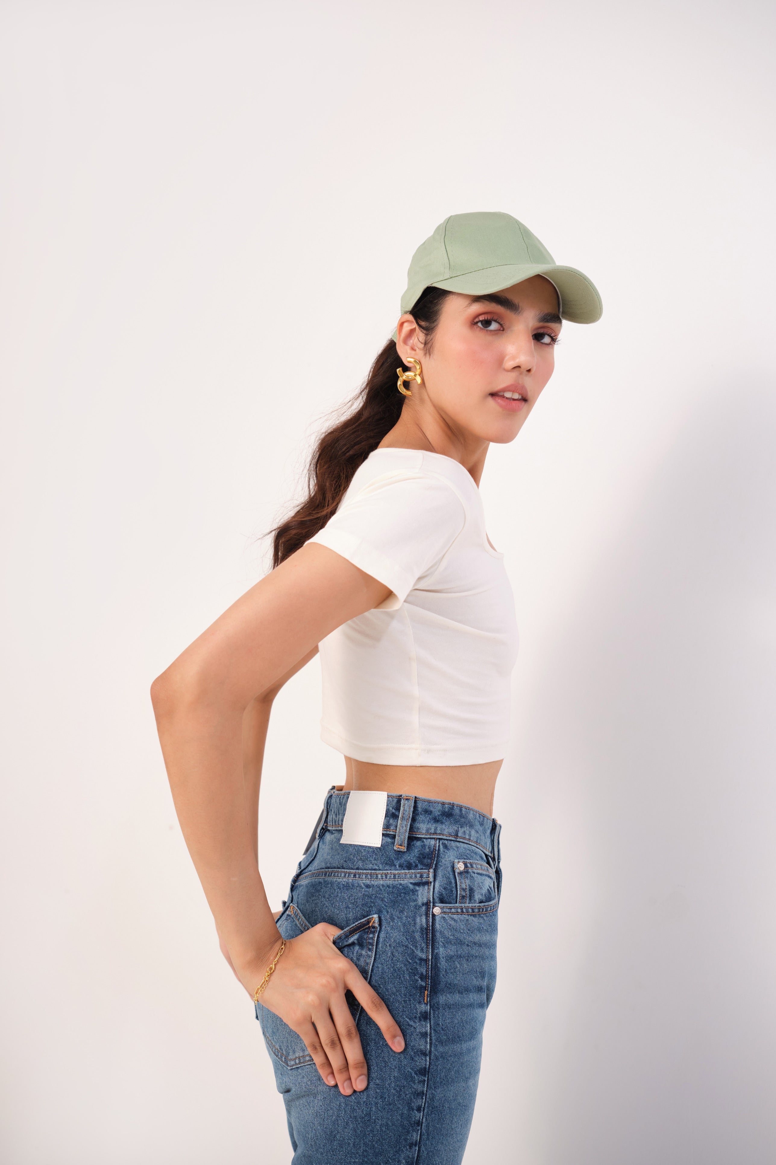 SUMMER MONTAGE SQUARE CROP TOP