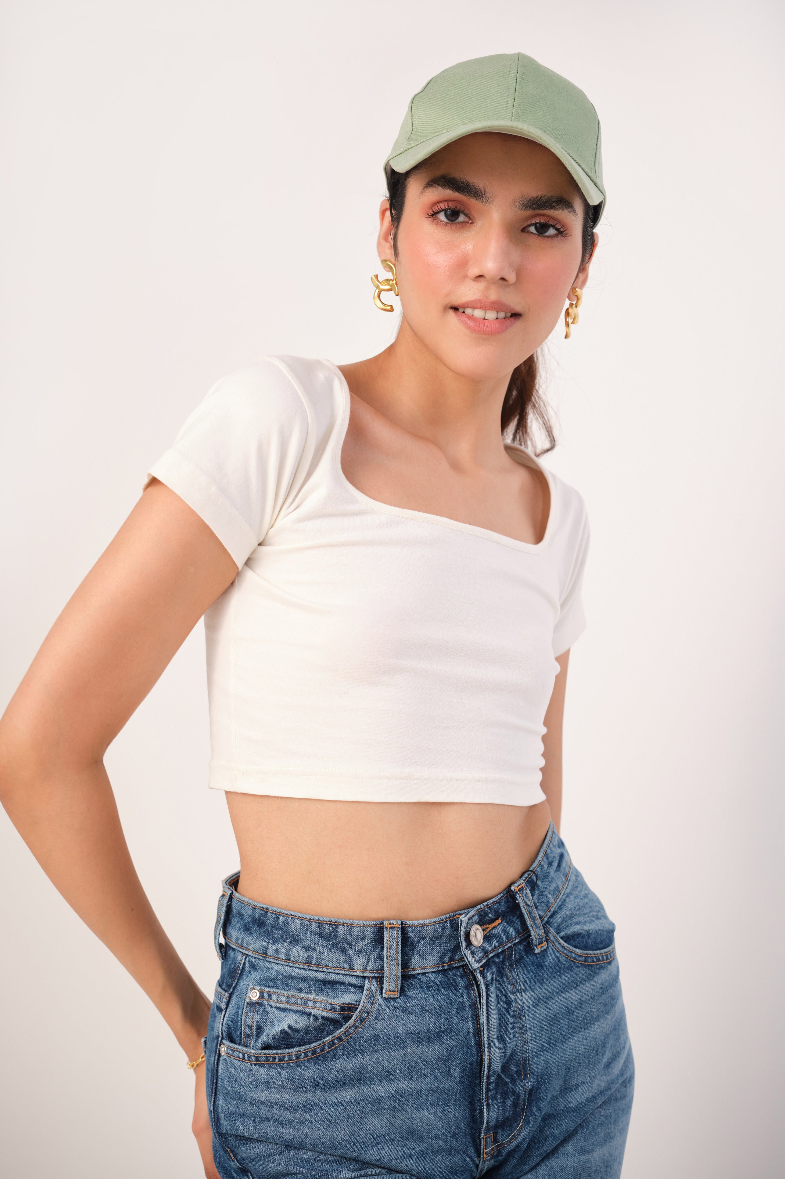 SUMMER MONTAGE SQUARE CROP TOP