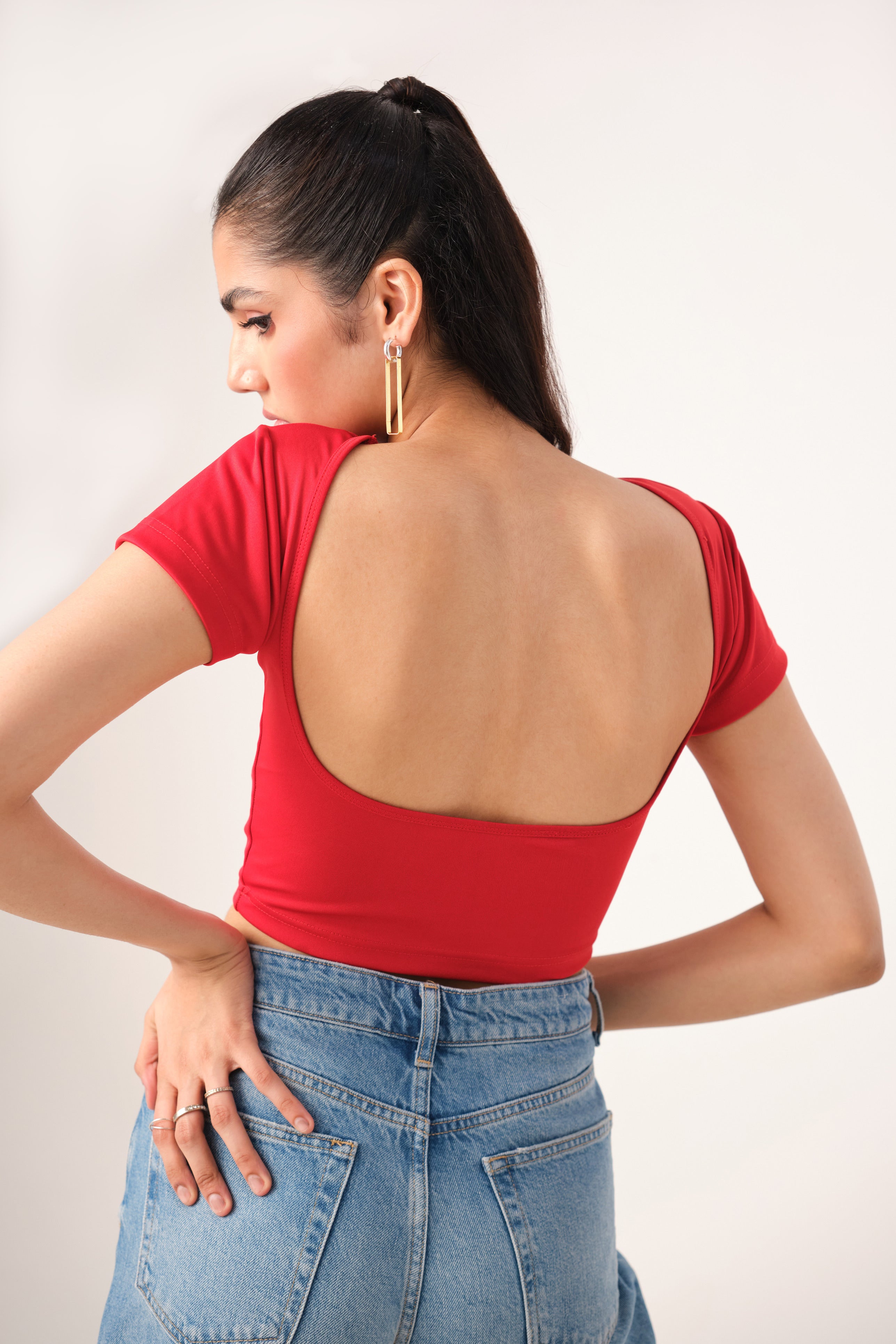 SHAKE IT OFF OPEN BACK TOP WITH CUPS